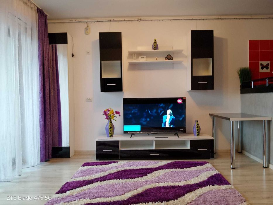 Proprietar inchiriez apartament 2 camere metrou Timpuri Noi in bloc nou