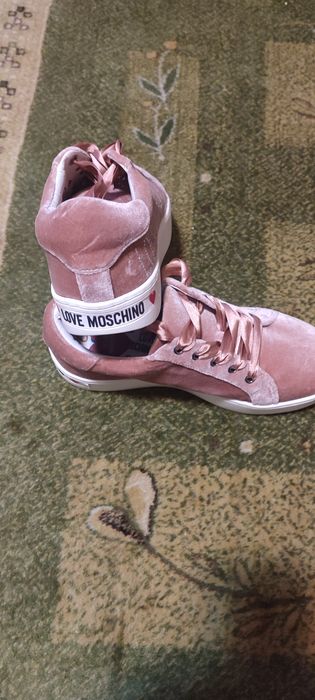 Adidasi LOVE MOSCHINO originali 100% marimea 37,38,39 colectia noua