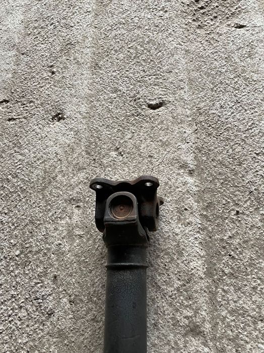 Преден кардан е9х 4х4