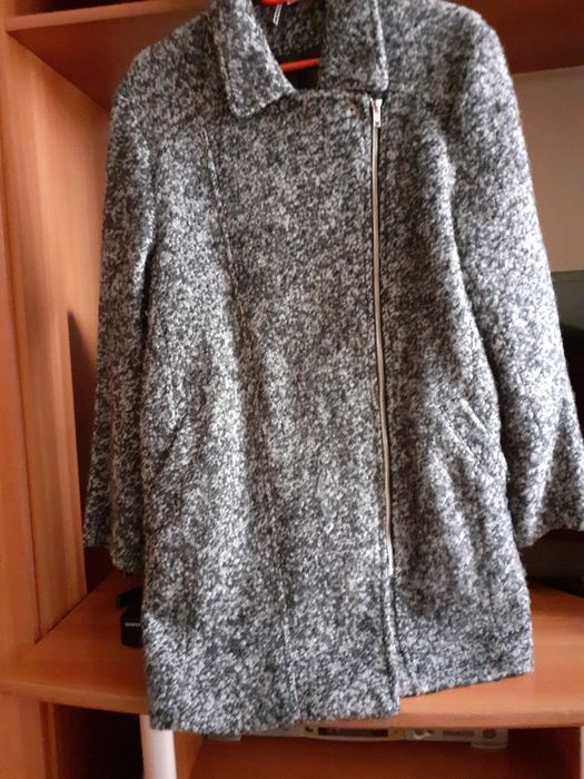 Palton scurt H&M stofă bouclé