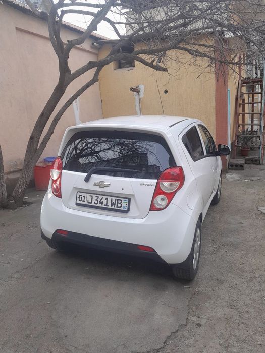 Spark sotiladi. Xolati alo.