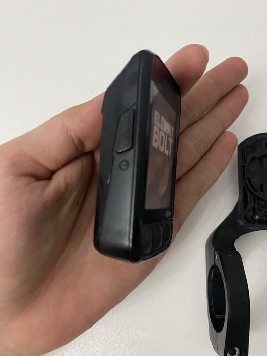 Велокомпьтер wahoo bolt2