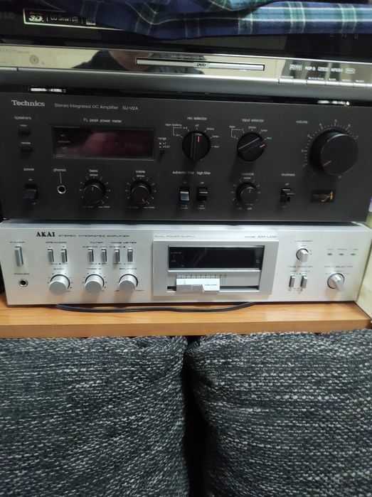 Boxe și amplificatoare audio vintange