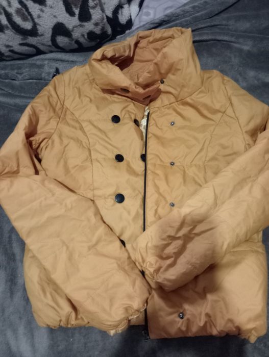 Срочно куртки разные б.у