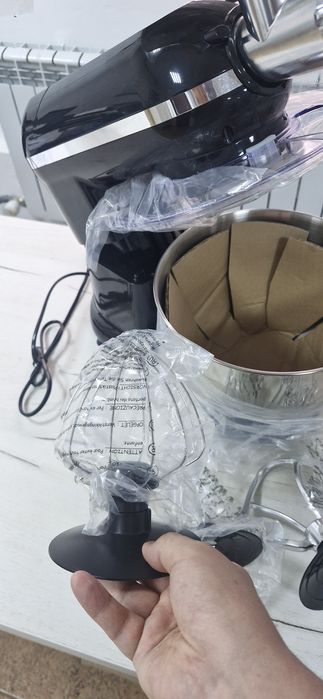 Продам кухонный комбайн