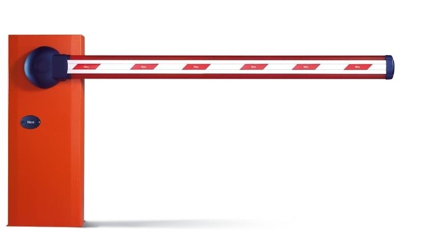 Установка камера  наблюдения