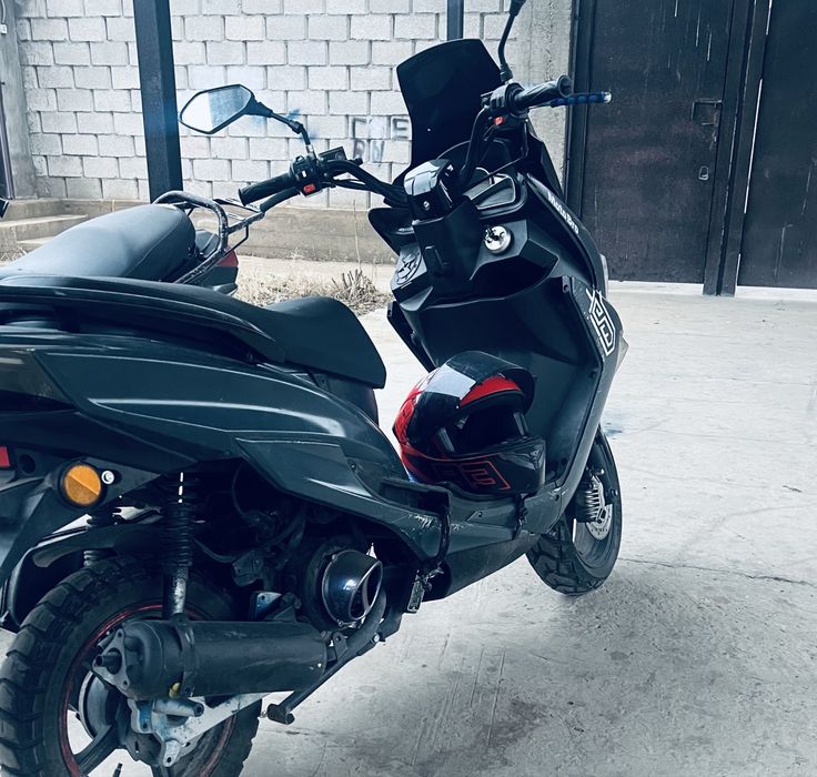 Мопед макси сатылады