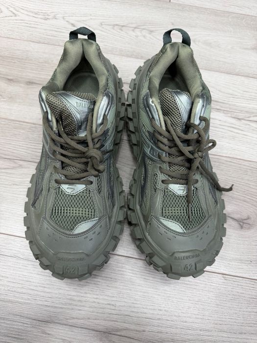Balenciaga defender army green marimea 42