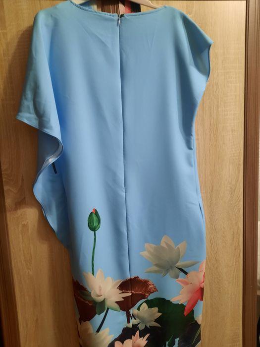 Платье праздничное