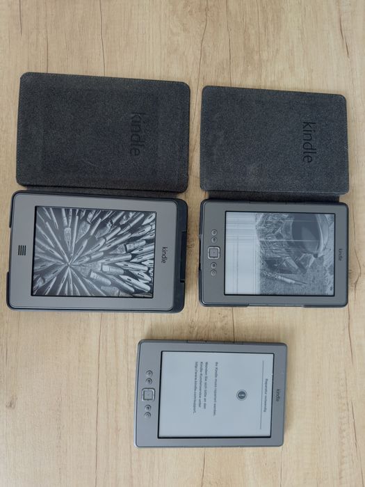 3 броя Kindle (D01200, D01100)