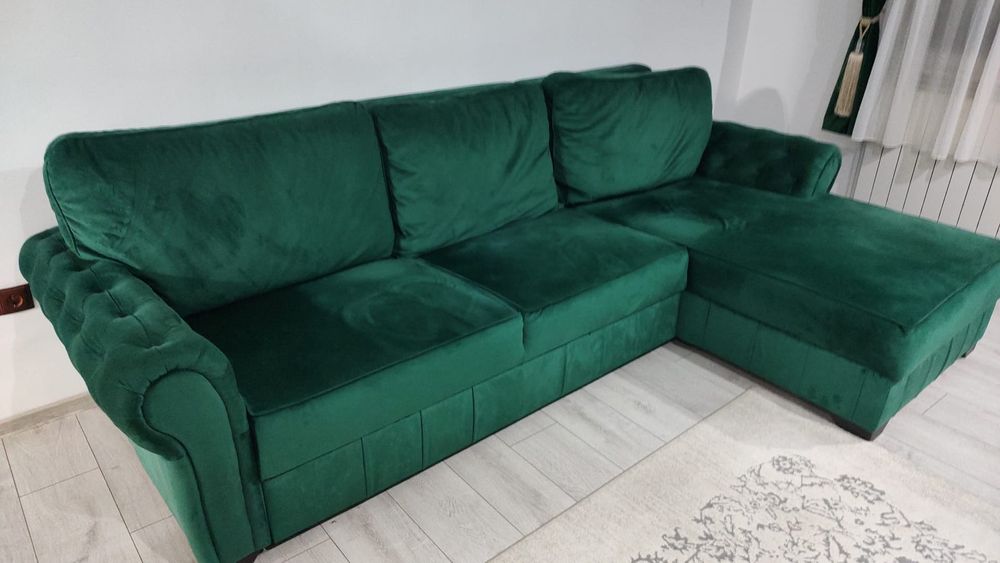 Canapea și dulap, noi!