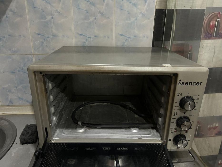 Духовая печь продам