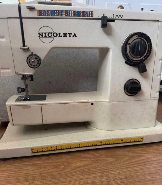 Masina de cusut Nicoleta