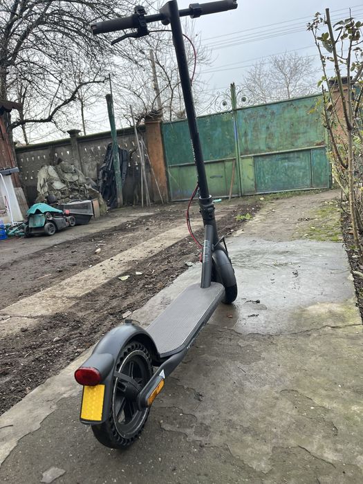 Vand trotineta electrica