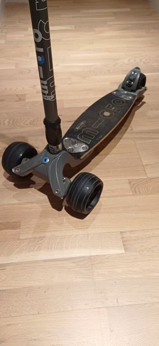 Trotinetă Micro pentru adulți și copii 12+, nefolosită