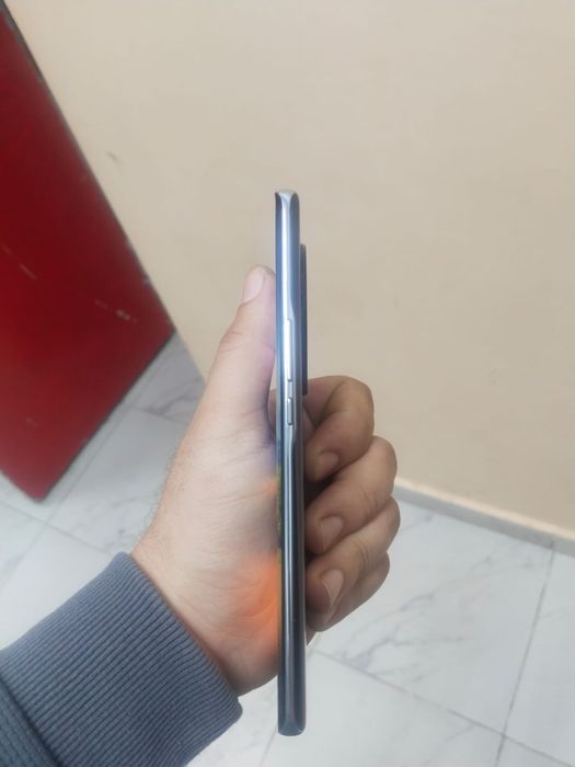 Honor x9a  в хорошим состаянии