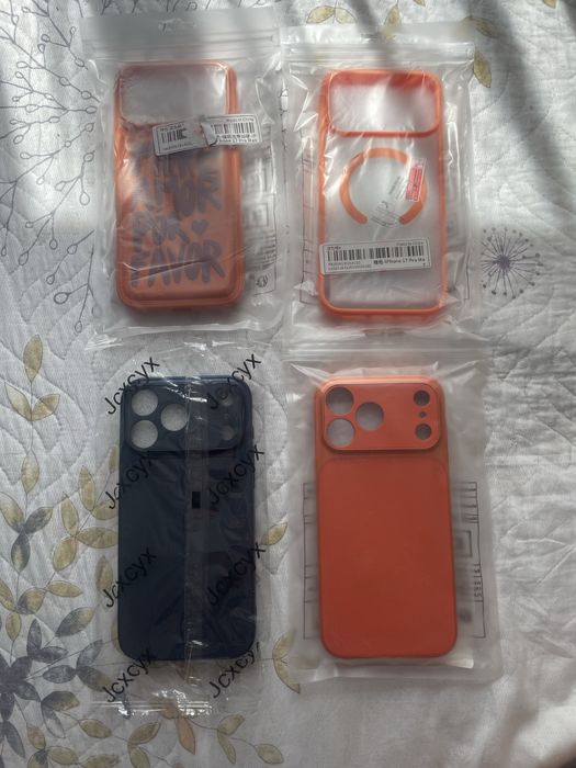 Huse si folii privacy  iPhone 13/14/15/16/17 Pro Max