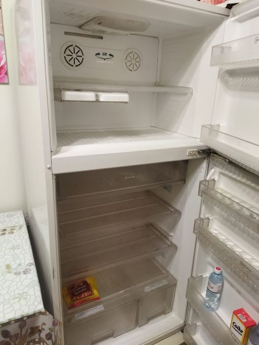 Продам холодильник Daewoo