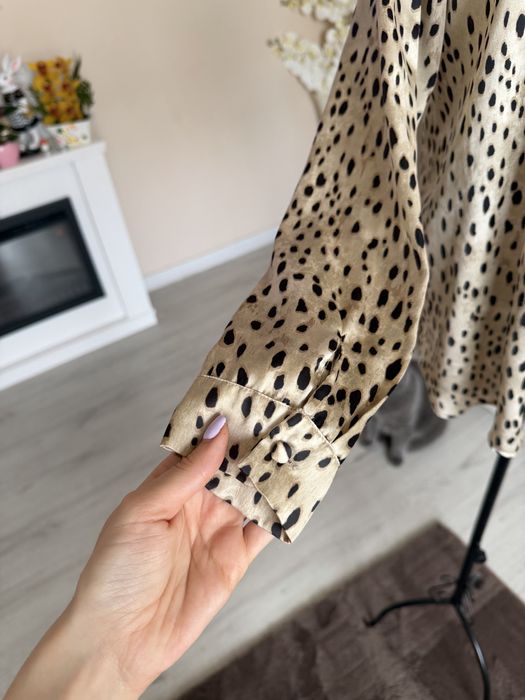 Camasa Zara XS noua satinata