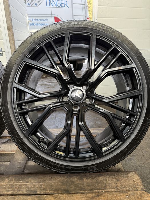 Jante Tesla model Y in doua dimensiuni spate 275/35 21 fata 255/35 21