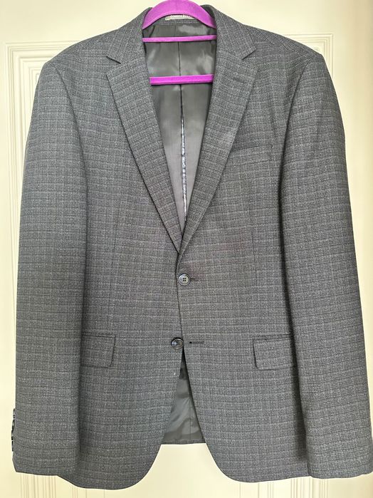 Мужской костюм с брюками