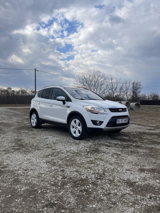 Vand Kuga 2010 AWD