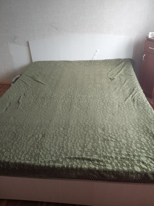 Отдам кровать в хорошем состоянии