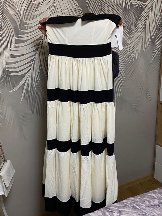 Vind rochie elegante de zi