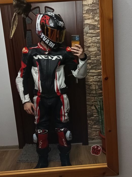 combinezon moto ixon vortex 2.   48/S