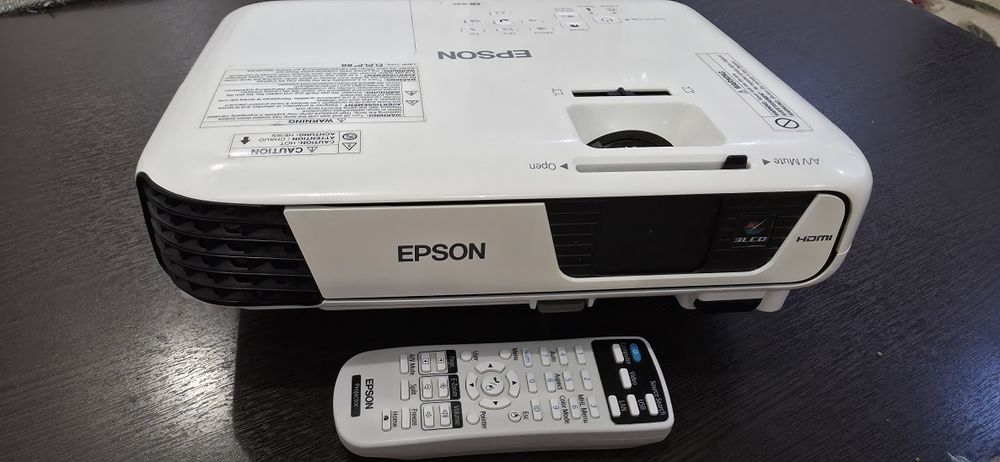 Проектор Epson EB-X31