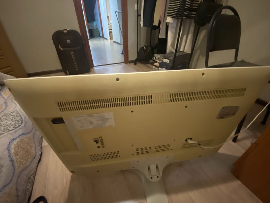 Продам телевизор