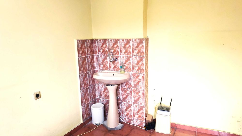 Евтино помещение на супер локация срещу стария съд във Възраждане