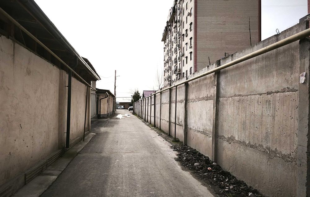 Yu  Продаётся дом на 2,3 сотках, 4 комнаты, 2 спальни, ул. Хаваст