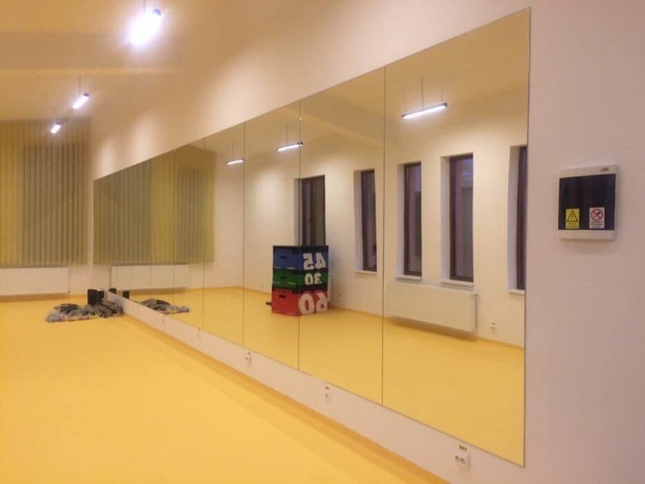 Oglinzi pentru amenajari locatii spatii comerciale