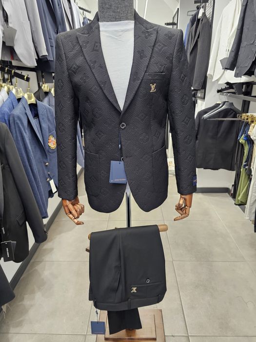 Costum barbati LOUIS VUITTON super calitate