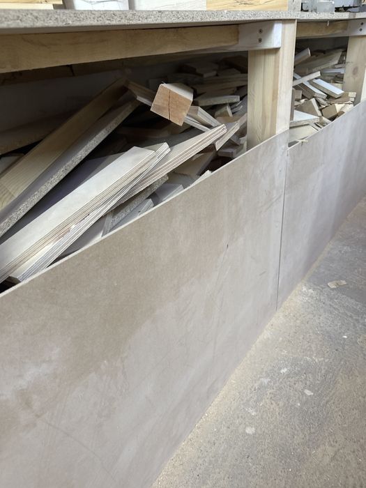 Обрезки дрова . Бесплатно. Сомовывоз