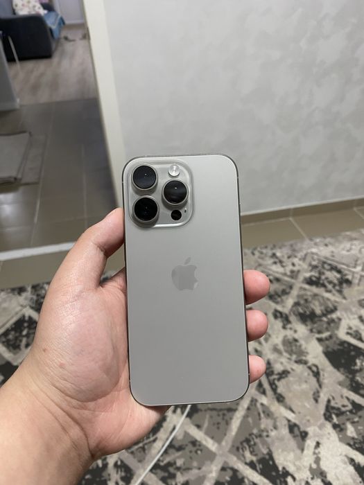 Продам айфон 16 про