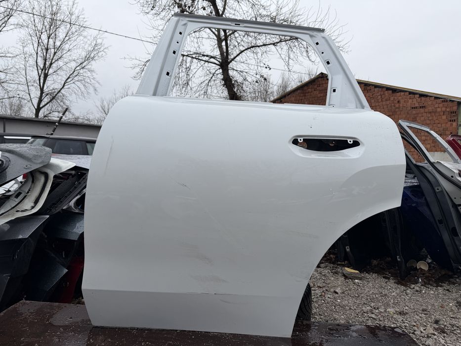 Врата Mini Countryman U25