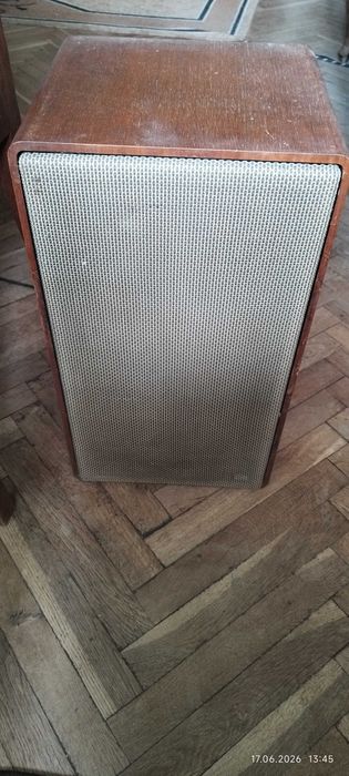 Продавам тонколона SABA 60L
