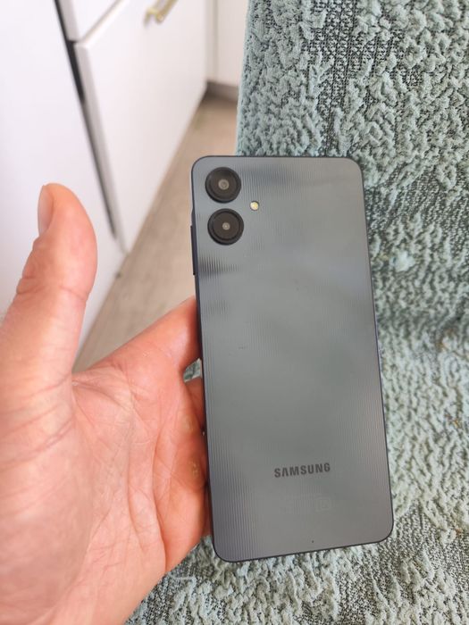 Телефон смартфон Samsung a06