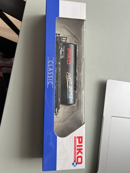 Vind vagon cisterna Piko editie aniversara