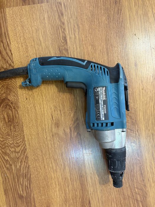 makita fs2500 !!