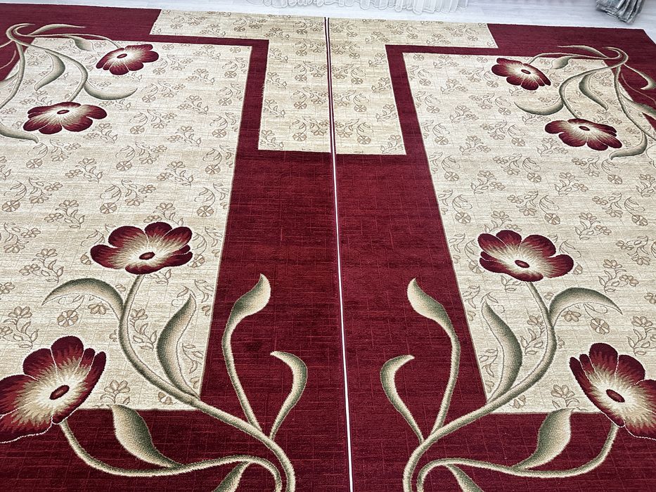 Продам ковер в хорошем состоянии