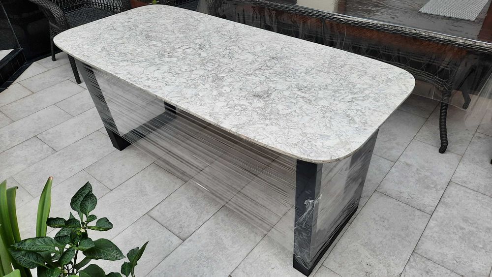 Столешницы,  столы из кварца. Камень. искусственный камень