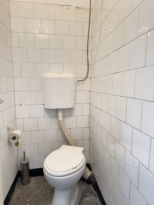 Продава апартамент три стаи и кухня в гр. Казанлък