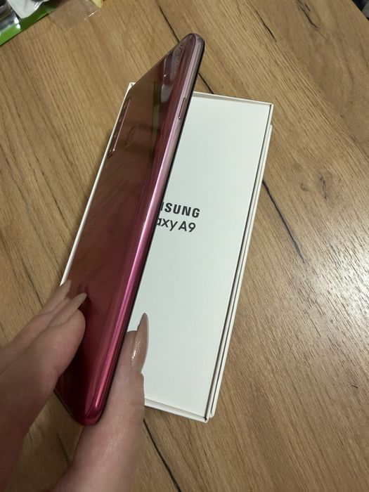 Samsung a9 128гб