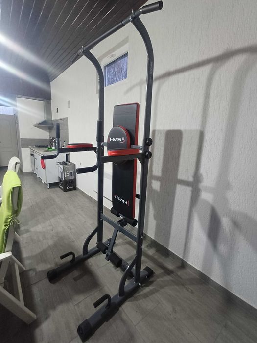 Aparat fitnes multifunctional (tractiuni si banca abdomene)