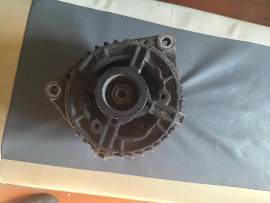 Генератор Мерседес Гелендваген 5.0л