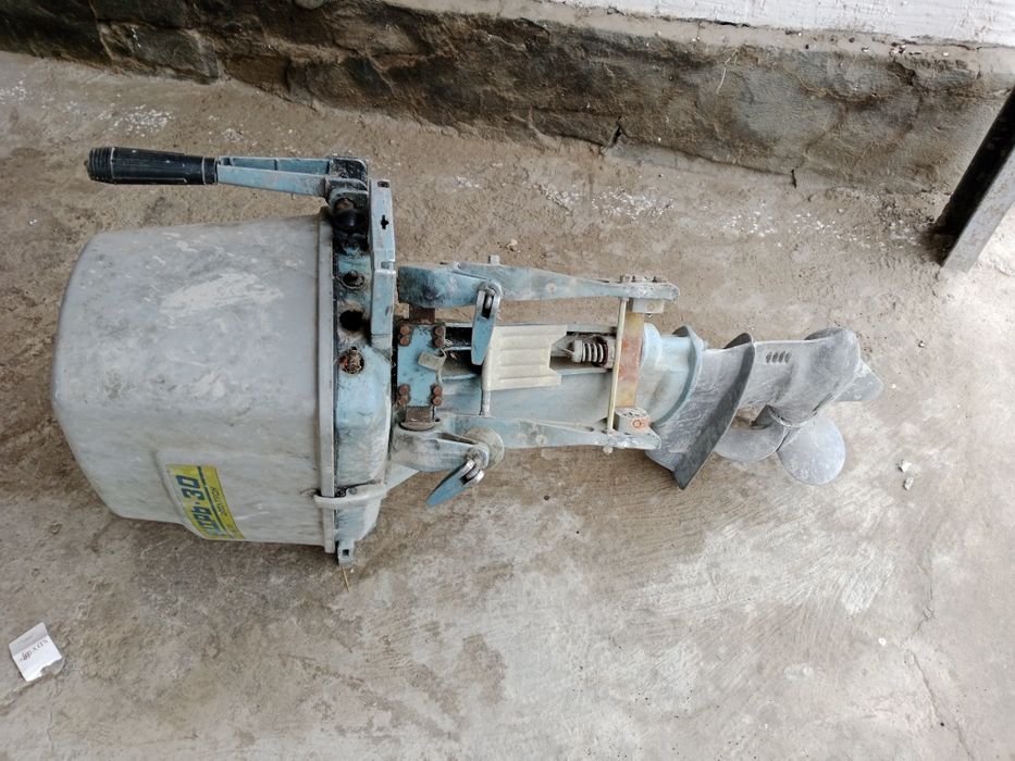 Лодка прогресс с матором Вихр 30