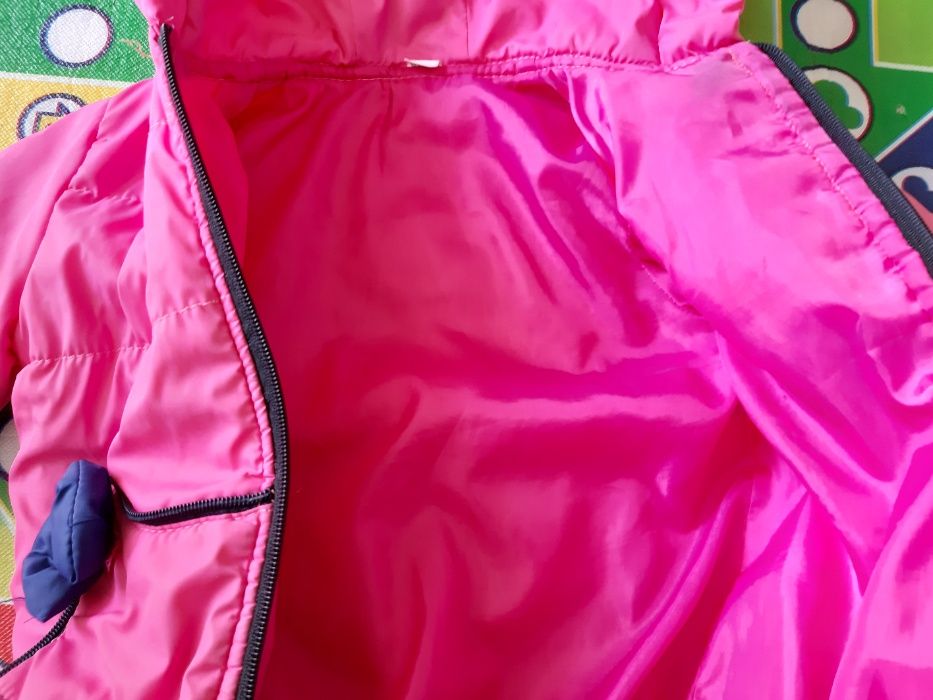Продам демисезонную курточку
